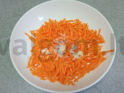 Greita morkų salotos pagal korėjietišką receptą Žingsnis 3