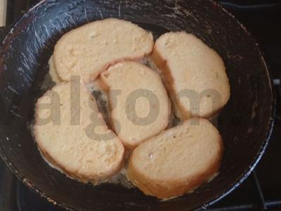 Pica su vištiena ir sūriu ant batonėlio Žingsnis 4