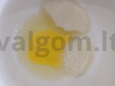 Švelnūs kokosų blynai su kefyru Žingsnis 2