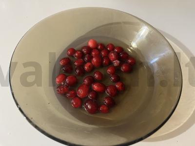 Pieno-vyšnių kokteilis su ledais Žingsnis 5