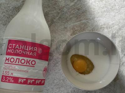 Makaronai su dešrelėmis, kiaušiniu ir pienu per 15 minučių Žingsnis 4