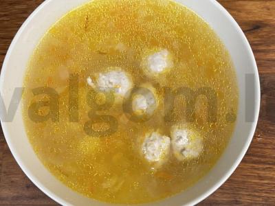 Lengvas ryžių sriuba su vištienos kotletais pagrindine nuotrauka