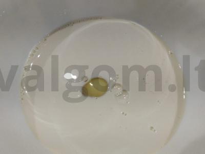 Nuostabūs nėriniuoti blynai iš rauginto pieno Žingsnis 2