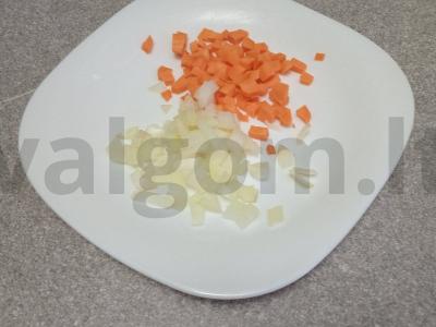 Sriuba su kviečių kruopomis ir vištienos kukuliais Žingsnis 4