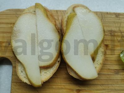 Sultingi sumuštiniai su vaisiais ir dorblu sūriu Žingsnis 2