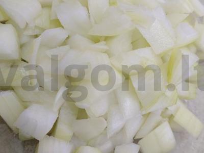 Plovas lėkštėje su prieskoniais Žingsnis 4