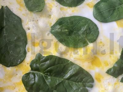 Omletas su špinatais ir pievagrybiais Žingsnis 6