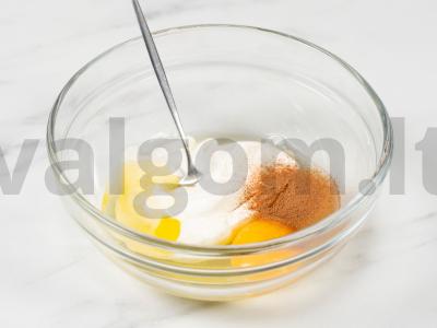 Tostai su jogurtu ir uogomis Žingsnis 1