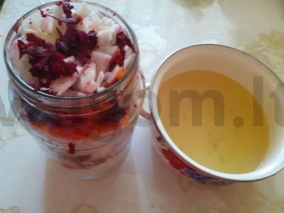 Marinuota kopūstai su burokėliais Žingsnis 4