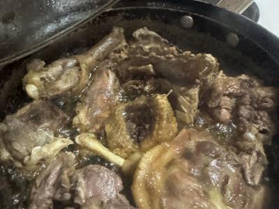 Šernas, kepamas su daržovėmis Žingsnis 1