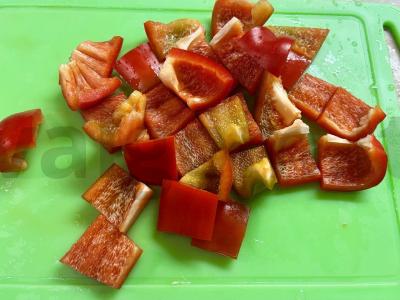 Graikiškas salotas be pomidorų Žingsnis 2