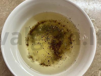 Graikiškas salotas be pomidorų Žingsnis 5