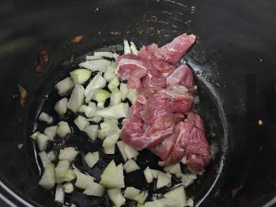 Bigusas lėkštėje su jautiena ir jūros kopūstais Žingsnis 2