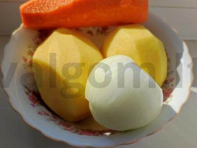 Greitas šoninės sriuba per 30 minučių Žingsnis 1