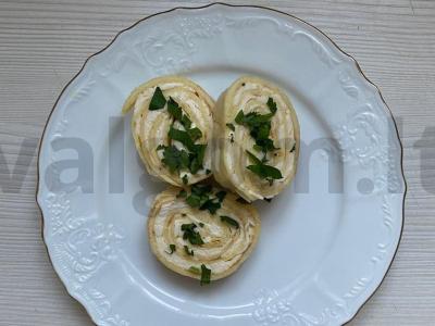 Rulėnas su lydytu sūriu Žingsnis 12