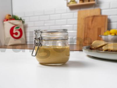 Klasikinė namų garstyčia pagrindine nuotrauka