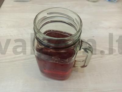 Limonadas su vyšnių sultimis pagrindine nuotrauka