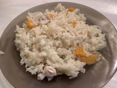 Plovas su jauna morkyte ir kalakutiena pagrindine nuotrauka