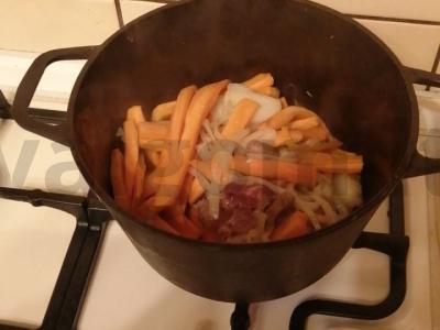 Tatarų stiliaus plovas katile Žingsnis 1