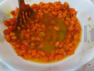 Šaltalankių-apelsinų gėrimas Žingsnis 1