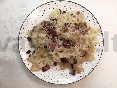 Farfalle su grybais ir bekonu Žingsnis 9