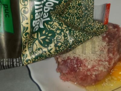 Sriuba su meatballs ir žolelėmis Žingsnis 3