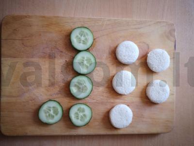 Kanarė su dešra ir agurku Žingsnis 2