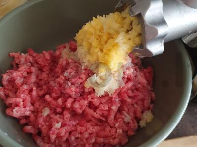 Sultingi kalakutienos kotletai orkaitėje Žingsnis 2