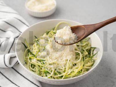 Bento dėžutė su cukinijomis ir vištienos krūtinėlėmis Žingsnis 6