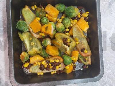 Orkaitėje kepti daržovės su namine dešra Žingsnis 2