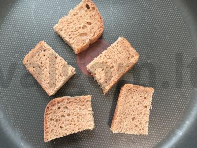 Ryškūs sumuštiniai su silke ir burokėliais Žingsnis 1