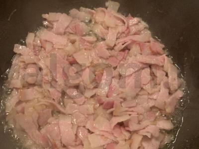 Makaronai karbonara su kaspinu makaronais Žingsnis 4