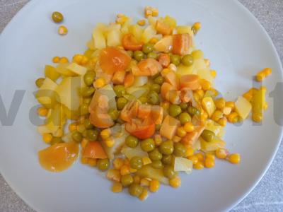 Daržovių salotas su marinuotais pievagrybiais Žingsnis 3