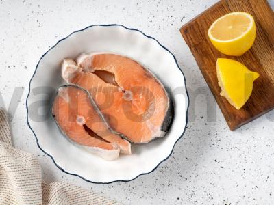 Keptas lašišos steikas Žingsnis 1