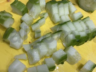 Daržovių salotos su saulėgrąžų sėklomis Žingsnis 5