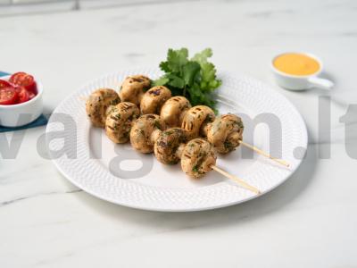 Grybai ant šašlykų pagrindine nuotrauka