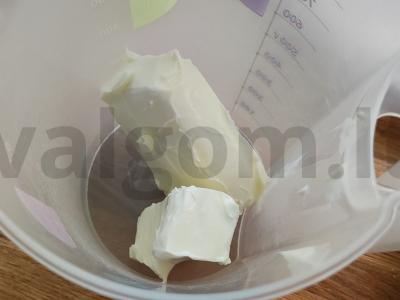 Marmuriniai sausainiai „Raudonas aksomas“ Žingsnis 1