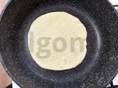 Kystybė su bulvių koše ir keptu svogūnu Žingsnis 10