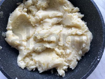 Kystybė su bulvių koše ir keptu svogūnu Žingsnis 14