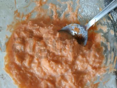 Morkų pyragas su varškės kremu Žingsnis 3