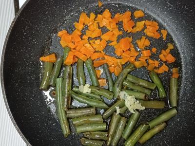 Grikių makaronai su pupelėmis Žingsnis 3