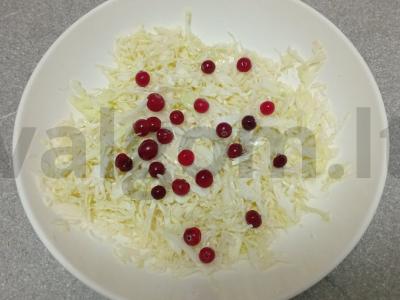 Vitaminų salotas su balzaminiu actu Žingsnis 3