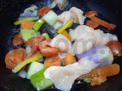 Kuskusas su daržovėmis, pievagrybiais ir vištiena Žingsnis 2