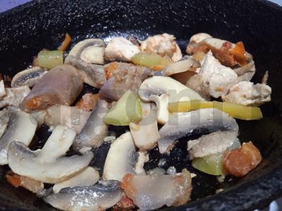 Kuskusas su daržovėmis, pievagrybiais ir vištiena Žingsnis 4