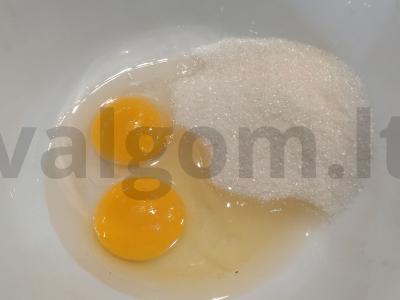 Nuostabus datulių pyragas Žingsnis 3