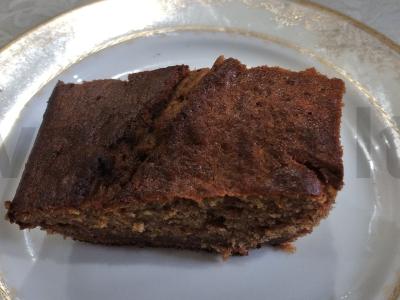 Nuostabus datulių pyragas pagrindine nuotrauka