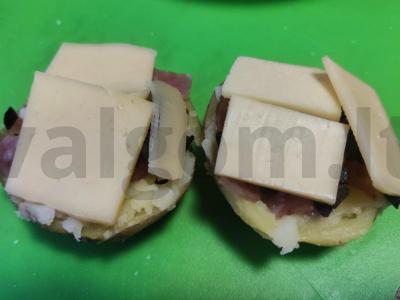 Bulvytė su dešra ir alyvuogėmis Žingsnis 4