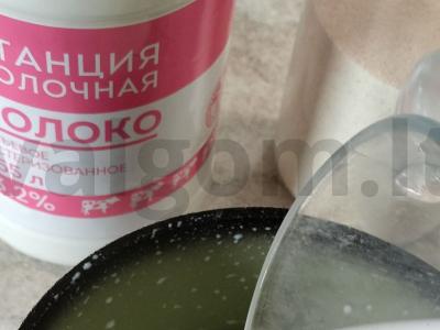 Šokoladinė-bananinė manų košė Žingsnis 1