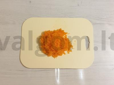 Morkų ir sūrio salotas per 10 minučių Žingsnis 1