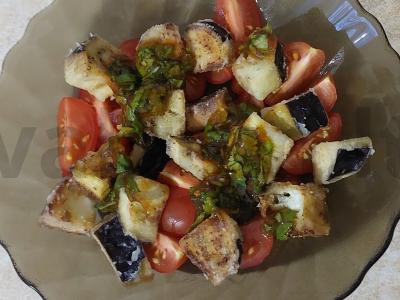 Salotas „Lazzat“ su baklažanais ir kalendra Žingsnis 5